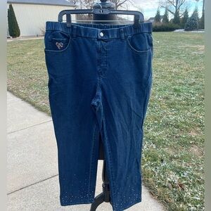 Large pull on QVC Dream Jeanie’s Quacker Factory large